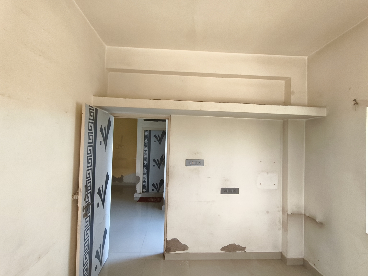 53.63 square meter Flat for sale in SATYA TOWER CO OPERATIVE HOUSING SOCIETY LIMITED, GANDHIDHAM Gandhidham — photo 3