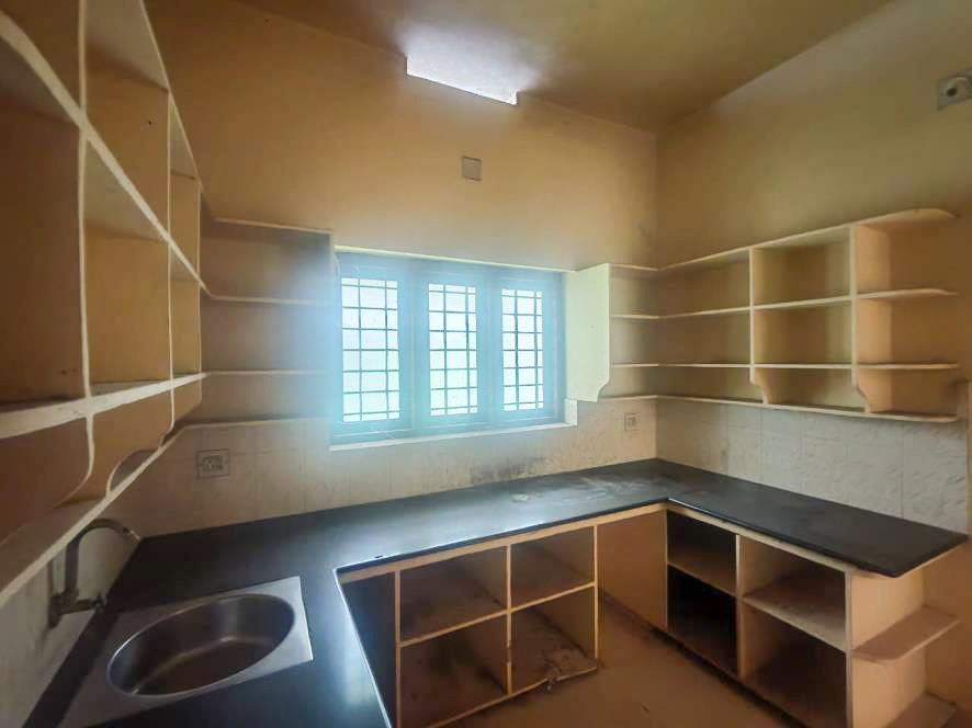 2000 square feet Individual House for sale in C A COLLINS AND C A RAPHY, OLLUR Nenmenikkara — photo 1