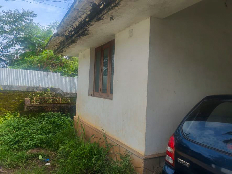 2000 square feet Individual House for sale in C A COLLINS AND C A RAPHY, OLLUR Nenmenikkara — photo 6