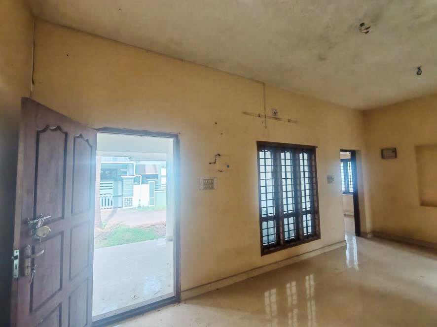 2000 square feet Individual House for sale in C A COLLINS AND C A RAPHY, OLLUR Nenmenikkara — photo 18