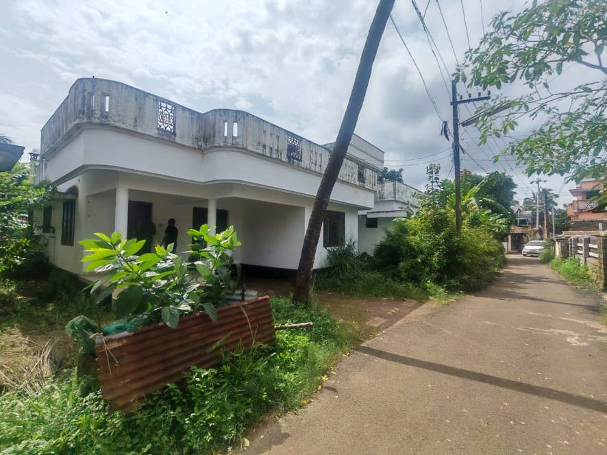 2000 square feet Individual House for sale in C A COLLINS AND C A RAPHY, OLLUR Nenmenikkara — photo 48
