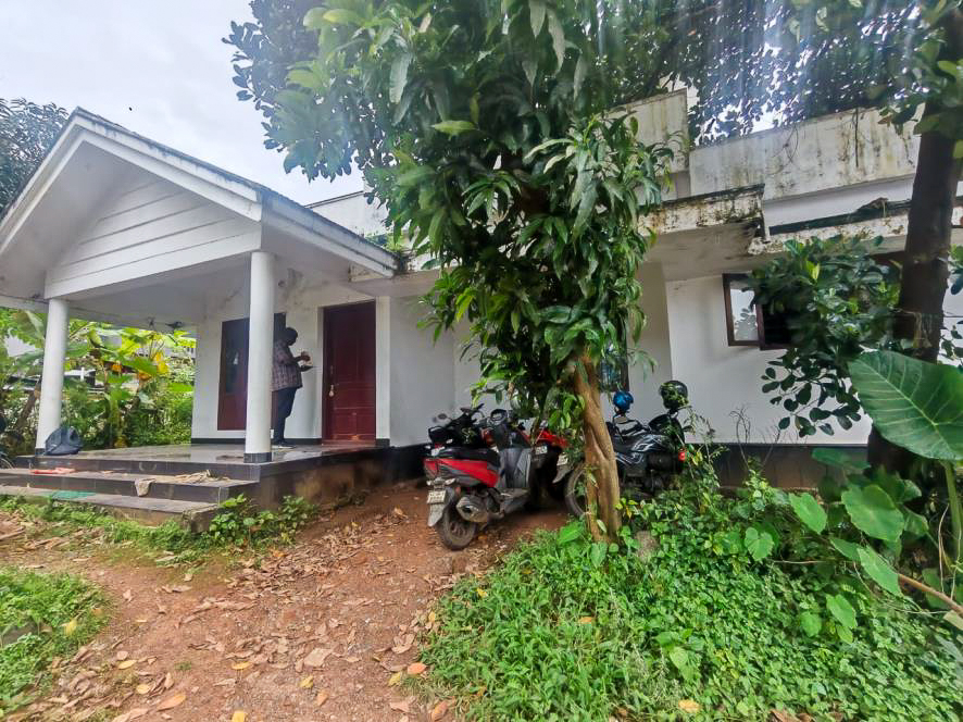 2000 square feet Individual House for sale in C A COLLINS AND C A RAPHY, OLLUR Nenmenikkara — photo 70