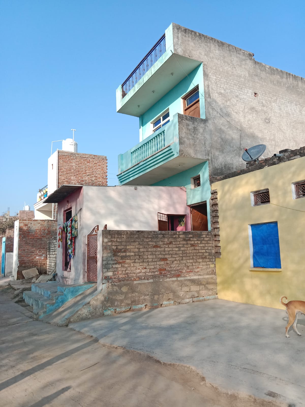 1200 square feet Individual House for sale in Morena — photo 1