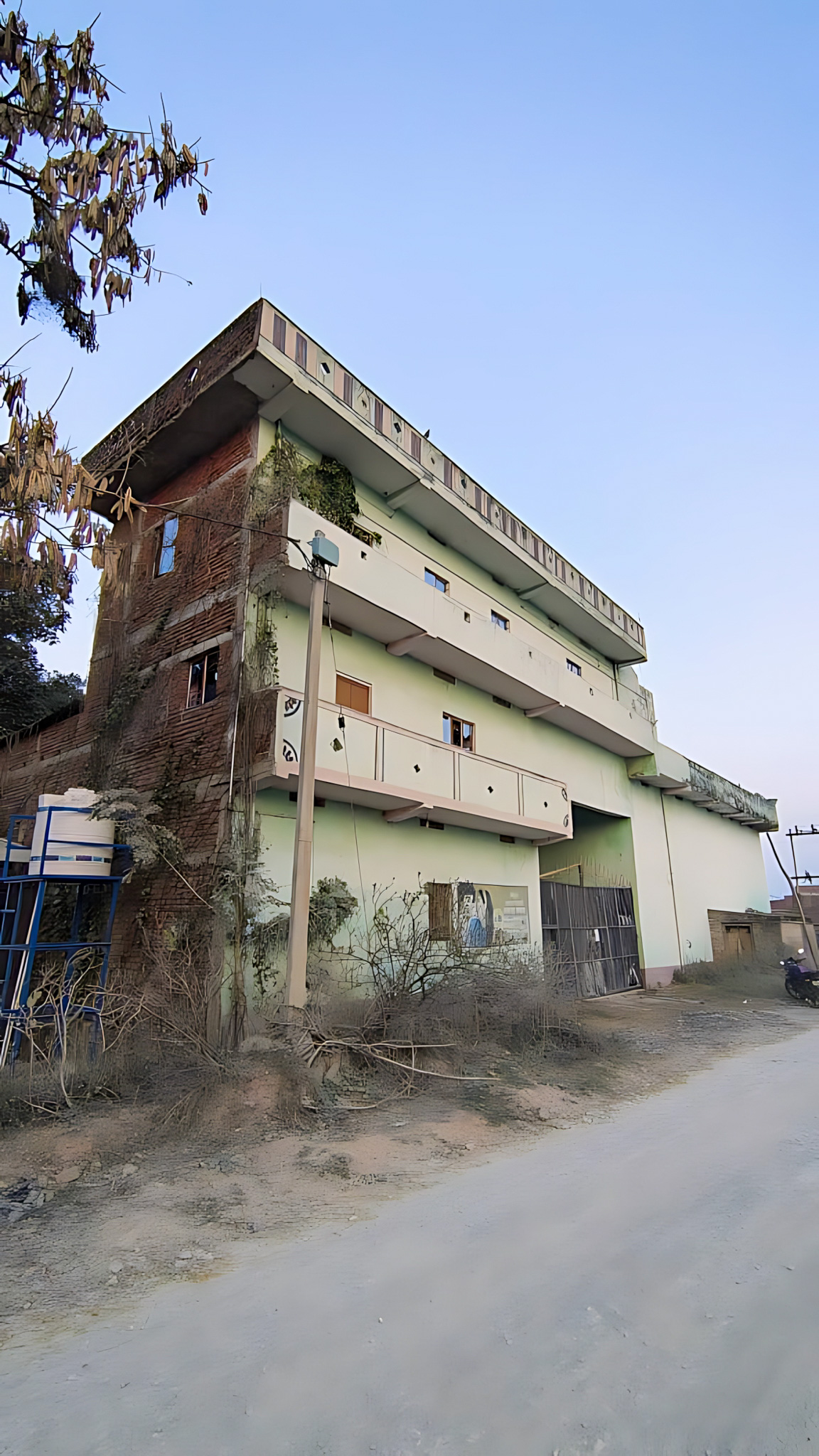 Industrial Plot with Factory Building for sale in kudra Bhabua — photo 9