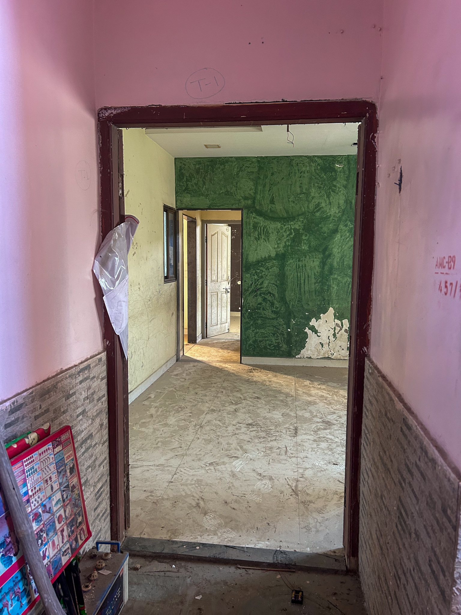 Flat for sale in Akola — photo 5