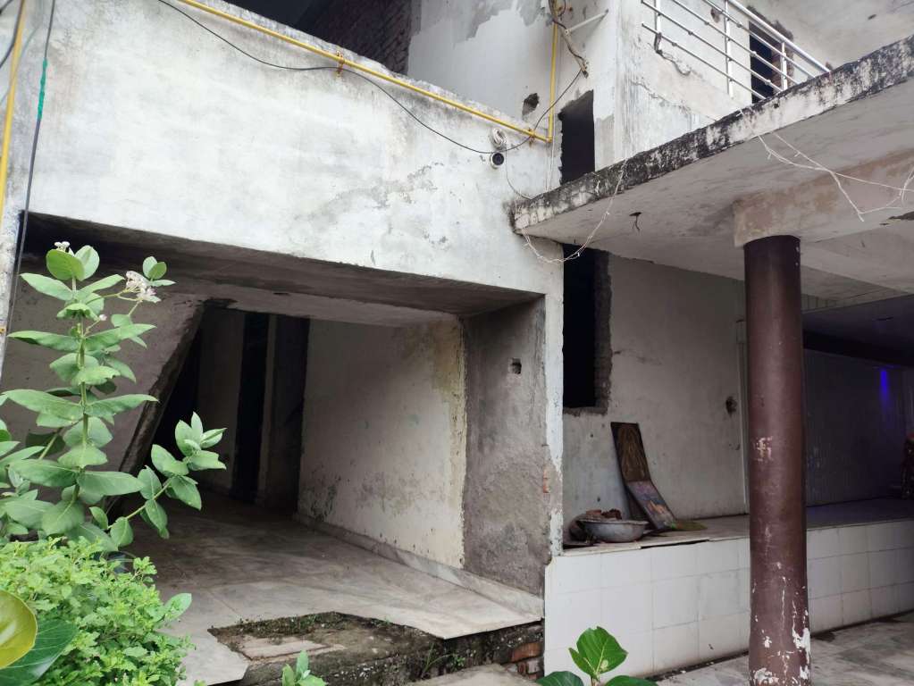 37.98 square meter Plot for sale in Agra — photo 1