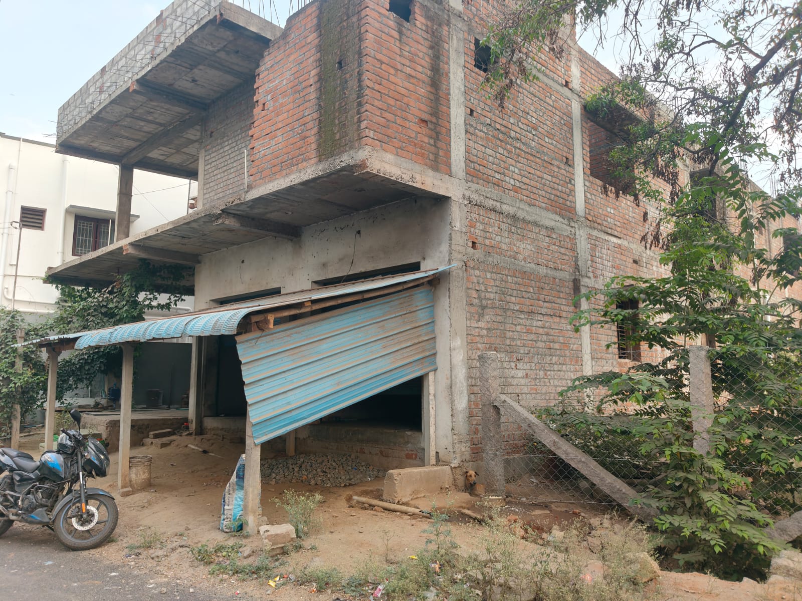 5497 square feet Individual House for sale in Irugur — photo 1