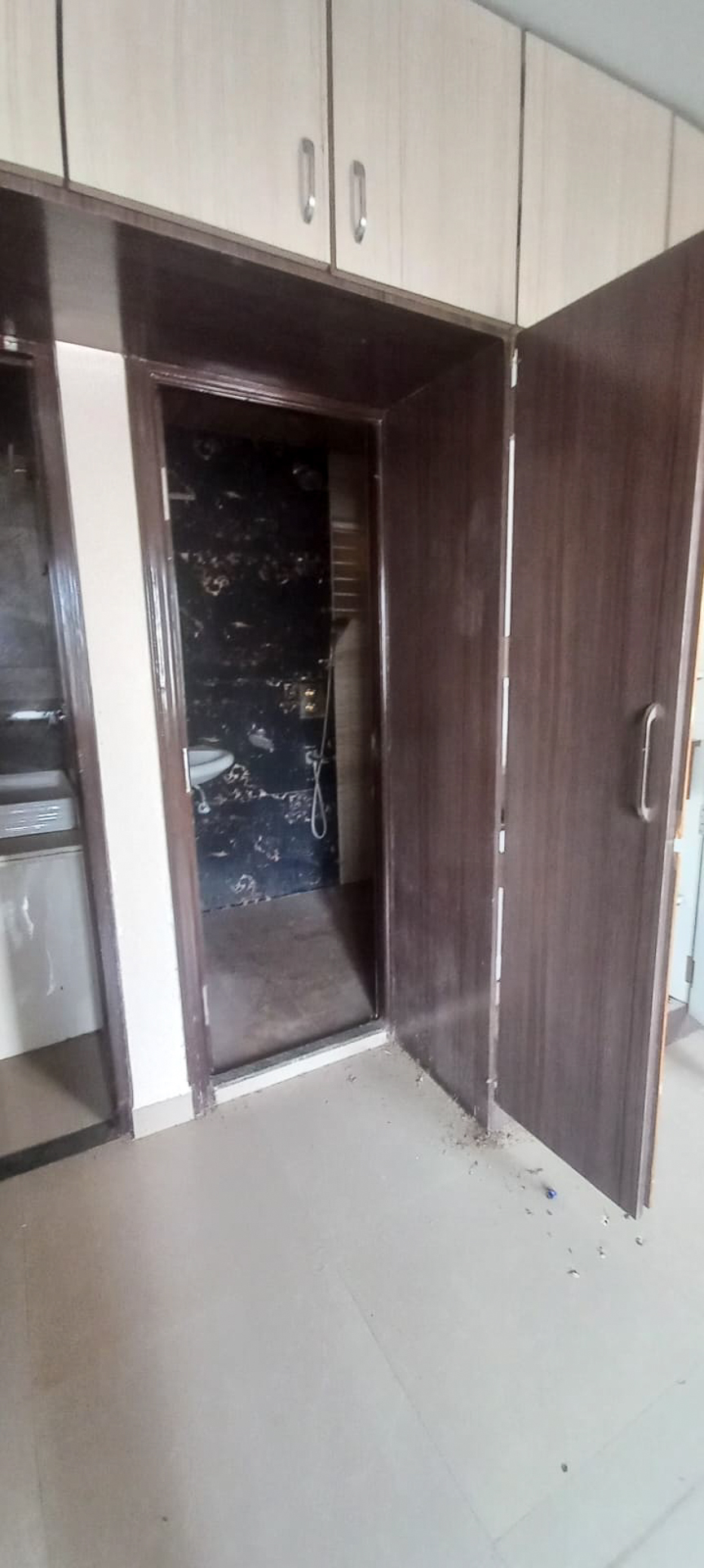 960 square feet Flat for sale in NAVEEN PARK KESHWAPUR Hubballi — photo 5