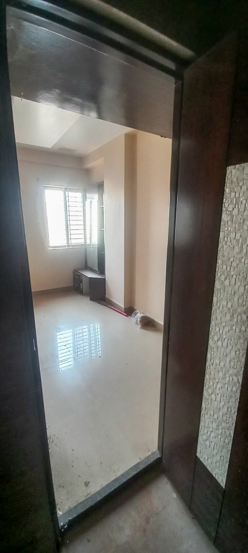 960 square feet Flat for sale in NAVEEN PARK KESHWAPUR Hubballi — photo 9