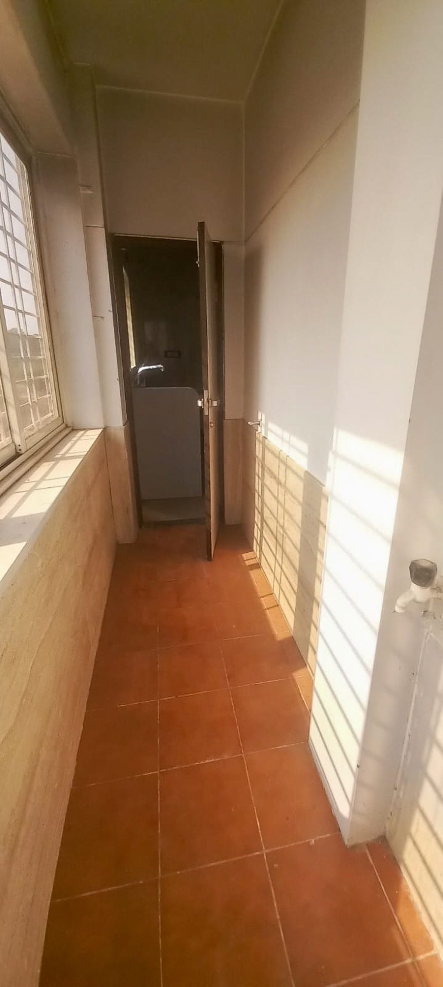 960 square feet Flat for sale in NAVEEN PARK KESHWAPUR Hubballi — photo 12