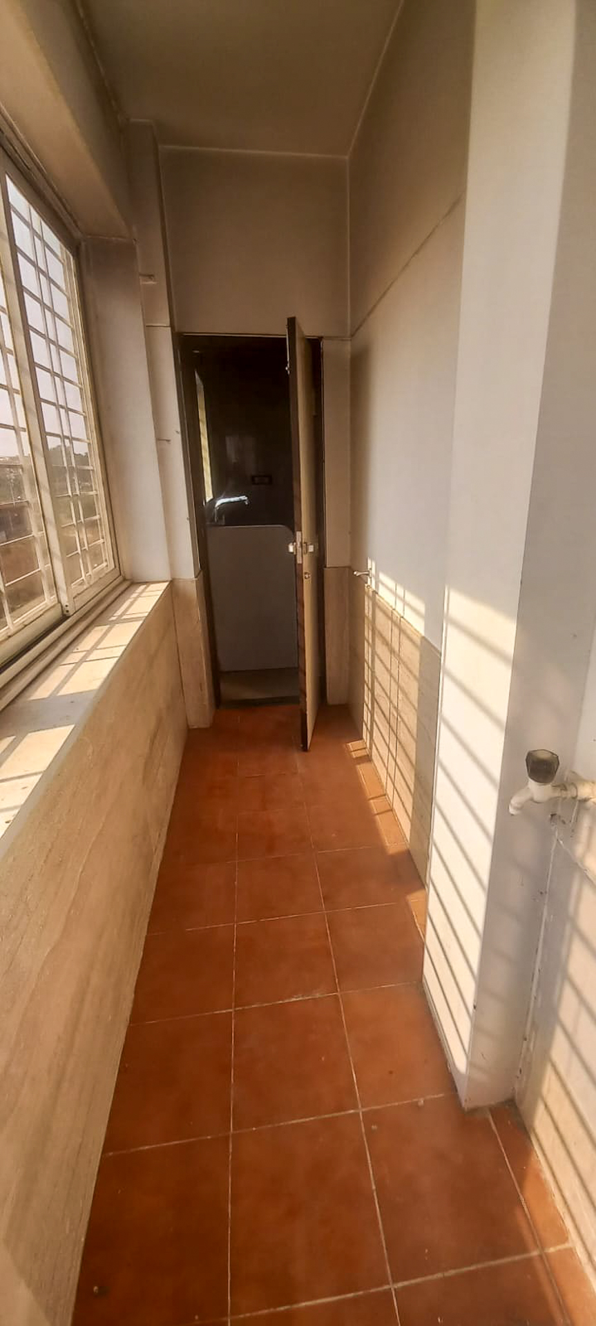 960 square feet Flat for sale in NAVEEN PARK KESHWAPUR Hubballi — photo 15