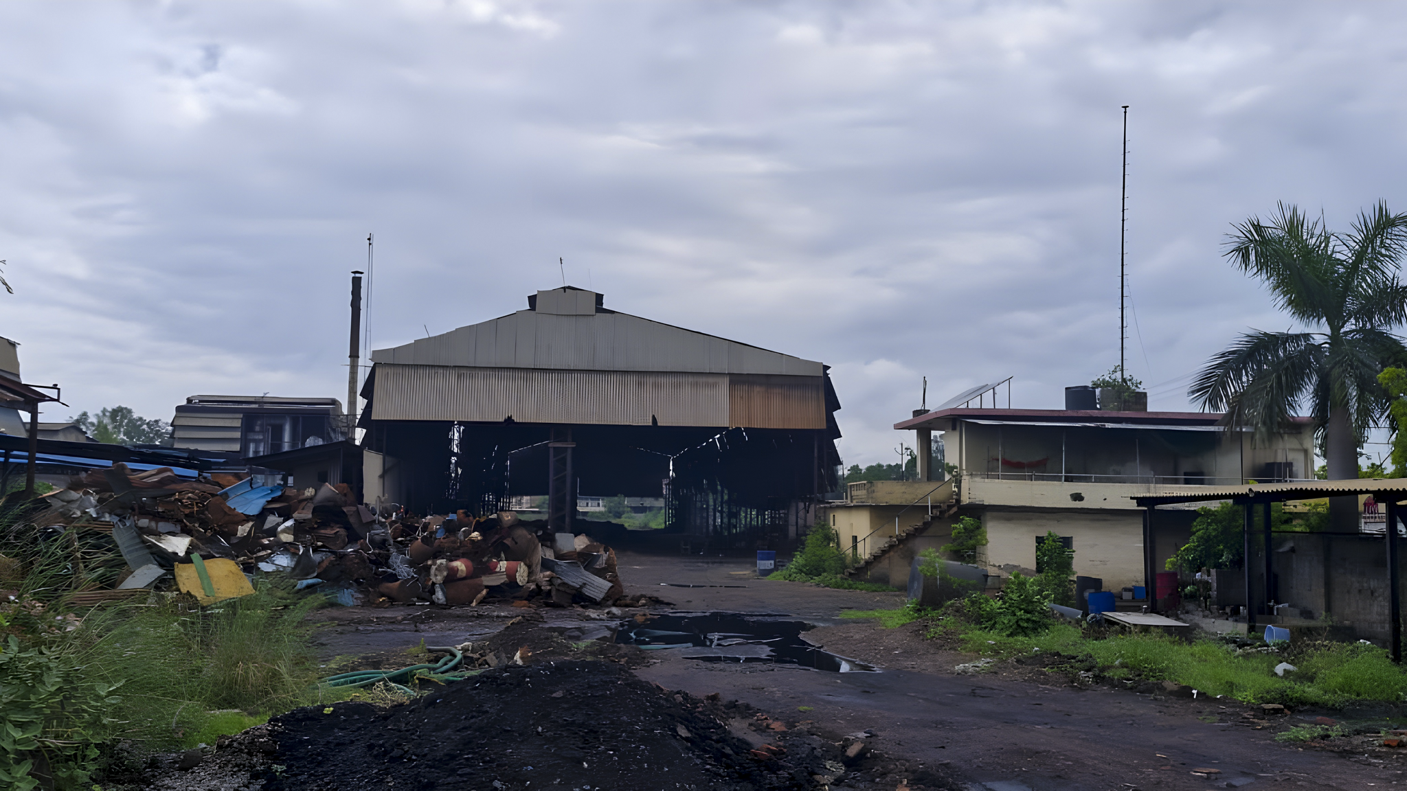 14692 square meter Industrial Plot with Factory Building for sale in D-5, D-12, UPSIDC INDUSTRIAL AREA SIDE 2 UNNAO UP -209801 Gangaghat — photo 1