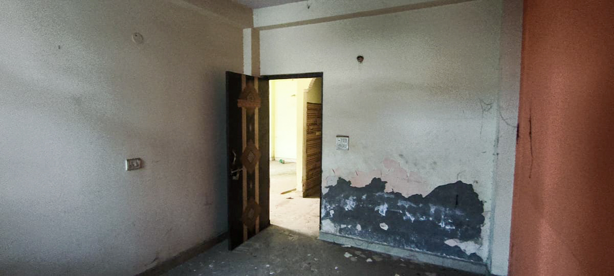 1100 square feet Flat for sale in DLF DILSHAD EXTESION II, BHOPURA, GHAZIABAD Ghaziabad — photo 17