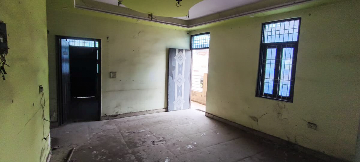 1100 square feet Flat for sale in DLF DILSHAD EXTESION II, BHOPURA, GHAZIABAD Ghaziabad — photo 3