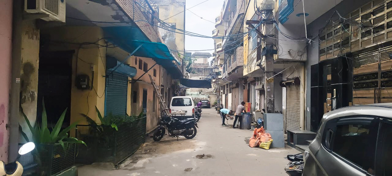 6 BHK Individual House for sale in NEAR KIDZEE SCHOOL New Delhi — photo 6