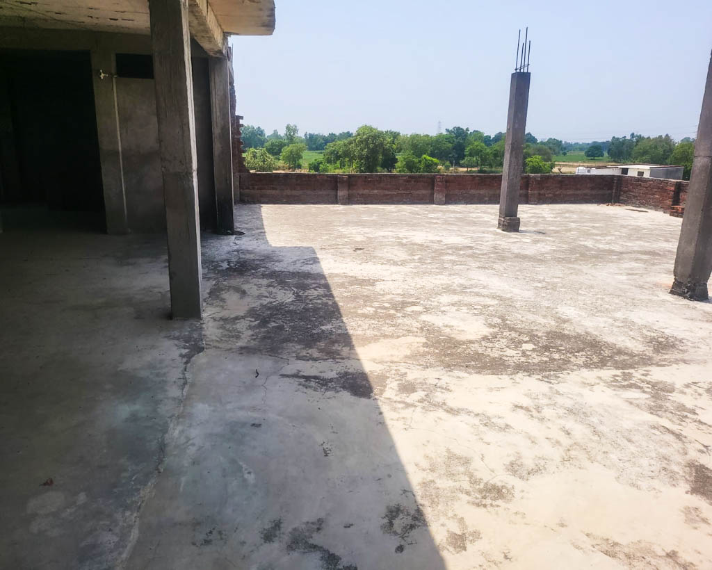 185.8 square meter A two and half storey building made over plot area 185.80 sq mtr for the purpose of running a iron nail manufacturing unit along with office & other amenities. for sale in Barabanki — photo 2