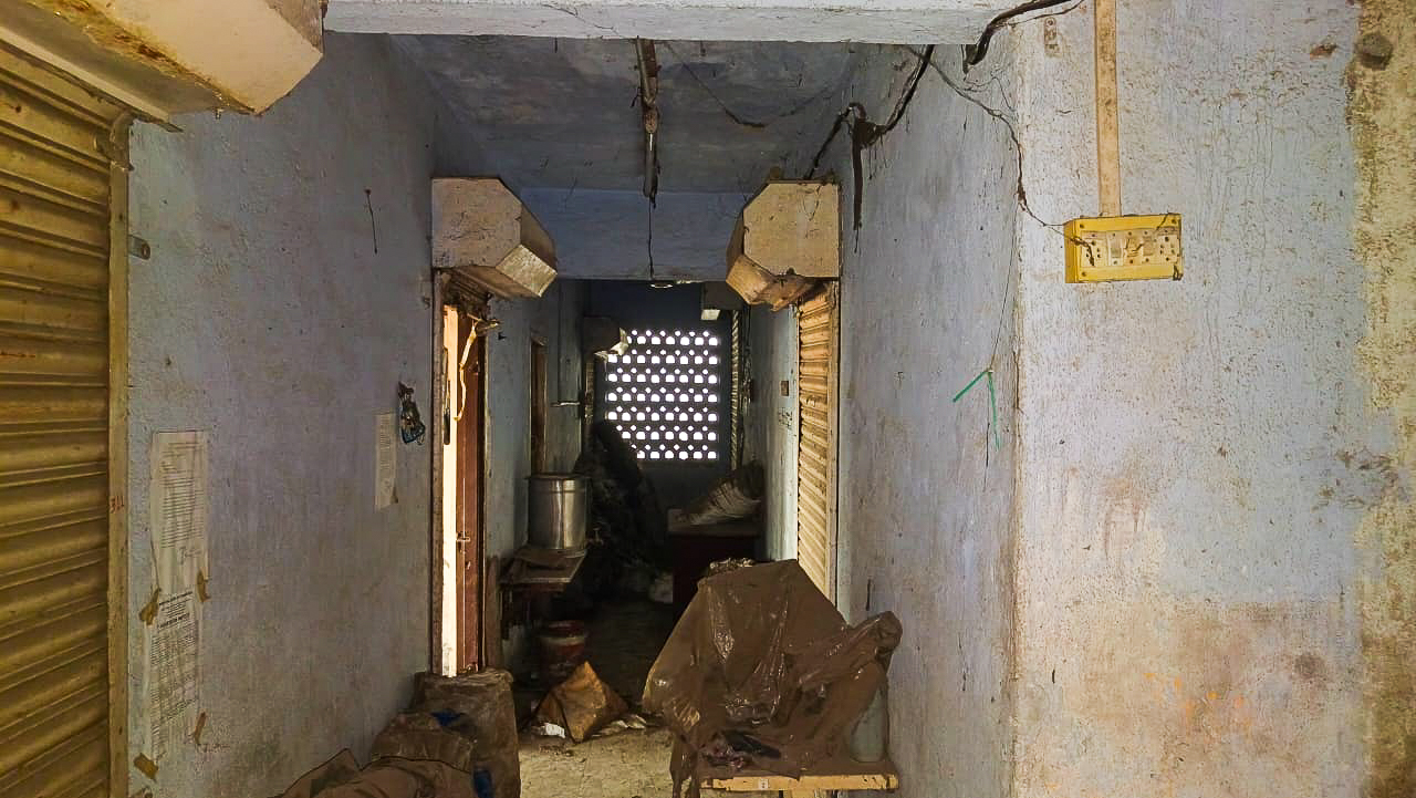 Shops for sale in ULHASNAGAR Ulhasnagar — photo 1