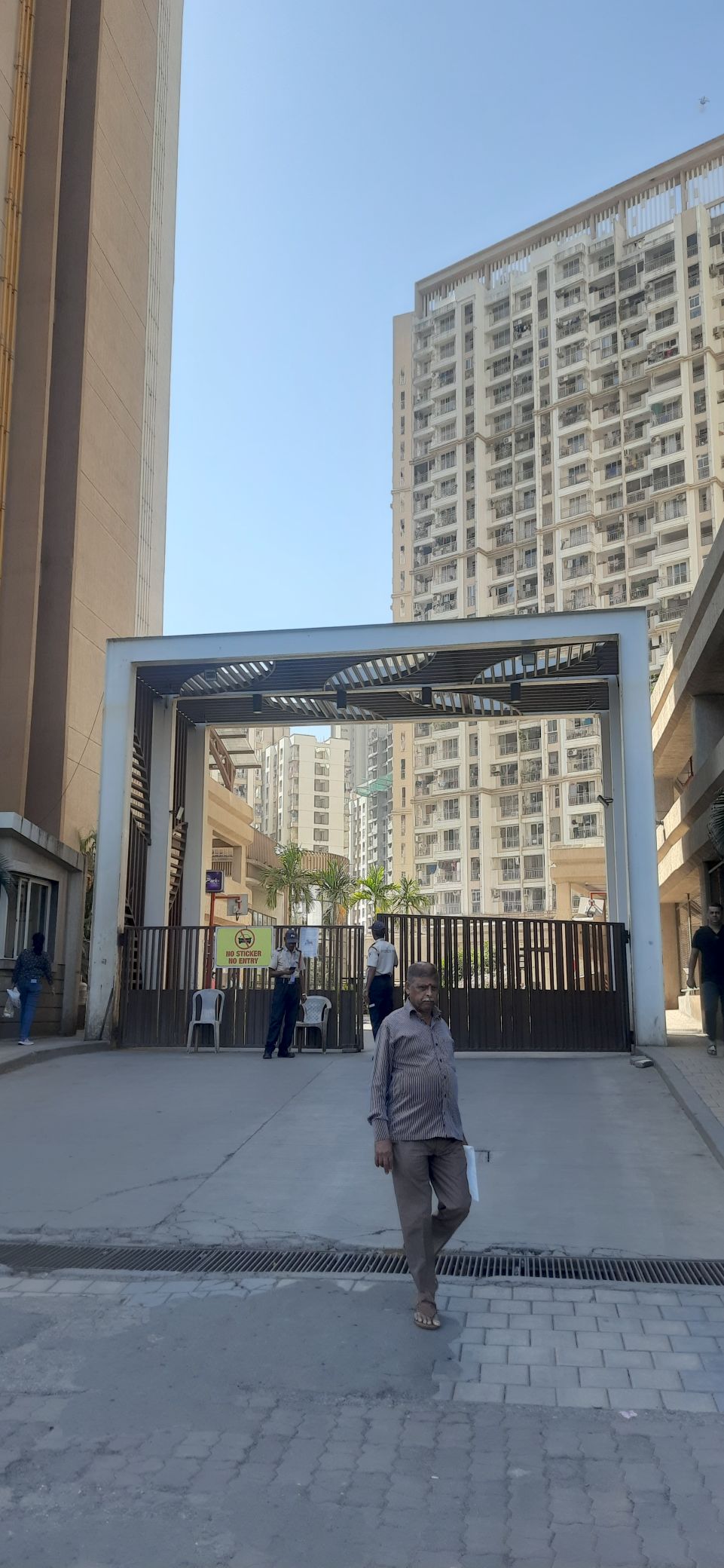 2 BHK Flat for sale in JP NORTH ESTELLA, MIRA ROAD EAST Mira Bhayandar — photo 1