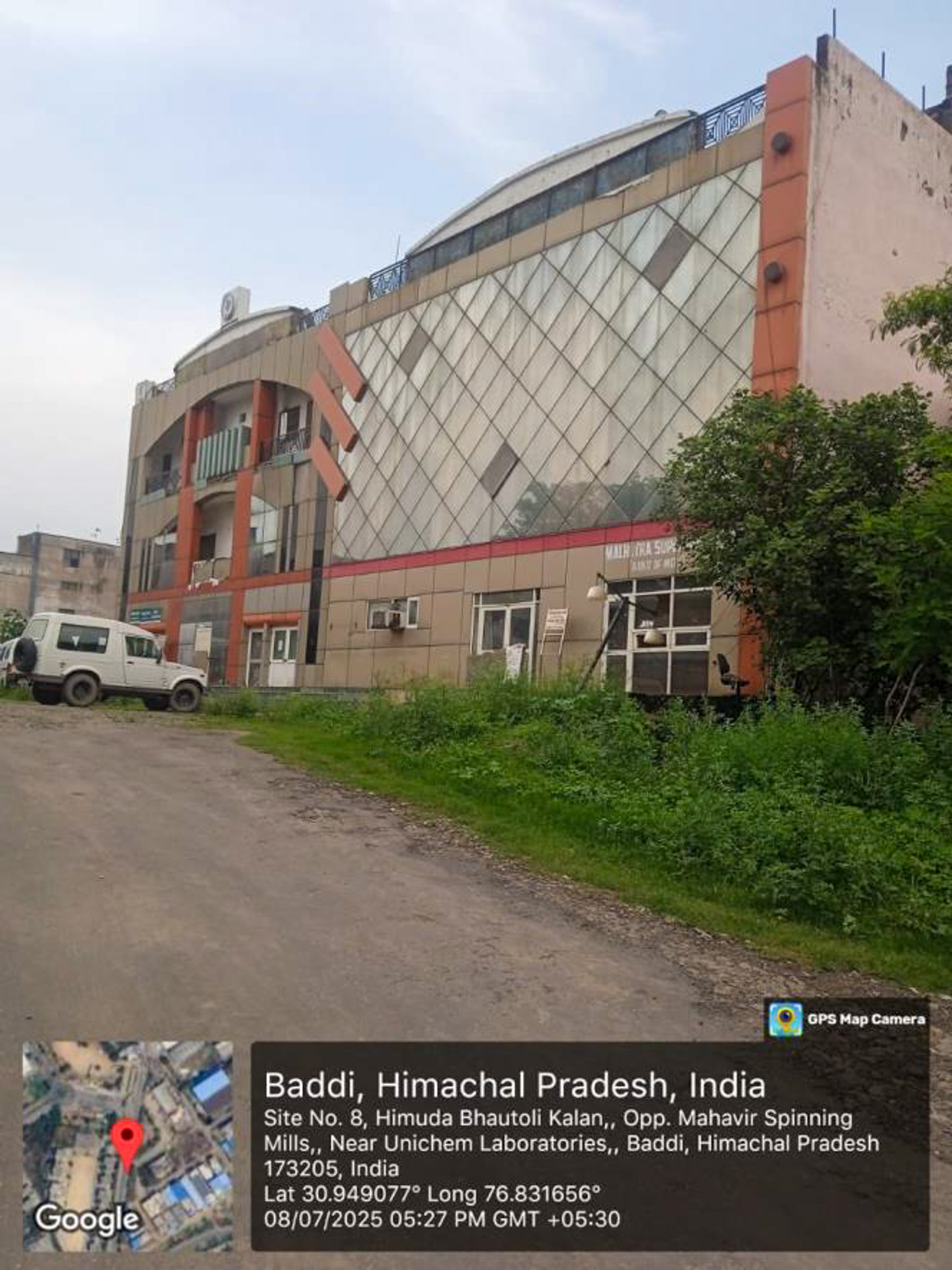 Office for sale in Malhotra Hospital, Bhatoli Kalan, Baddi Baddi — photo 12