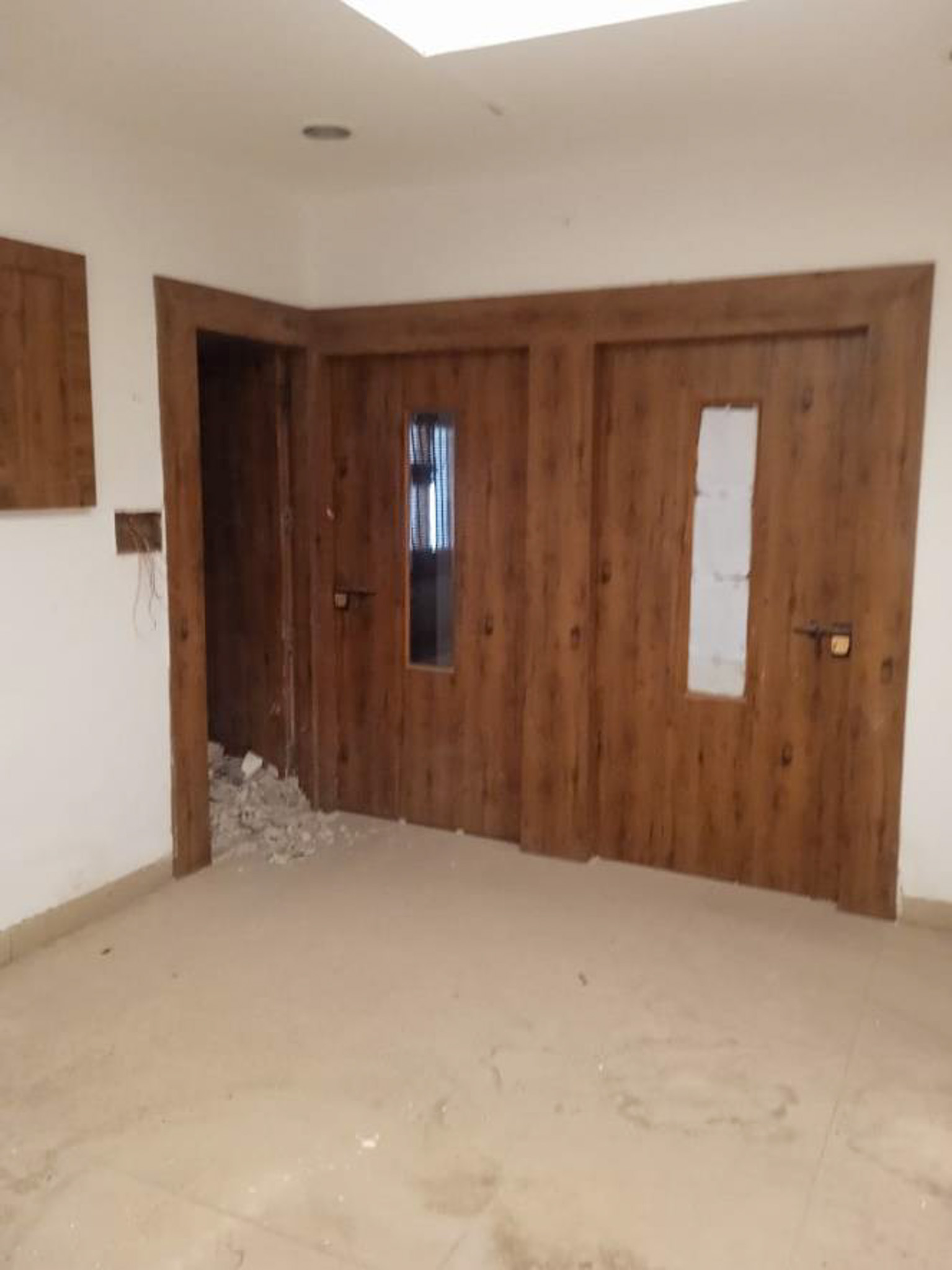 Office for sale in Malhotra Hospital, Bhatoli Kalan, Baddi Baddi — photo 18