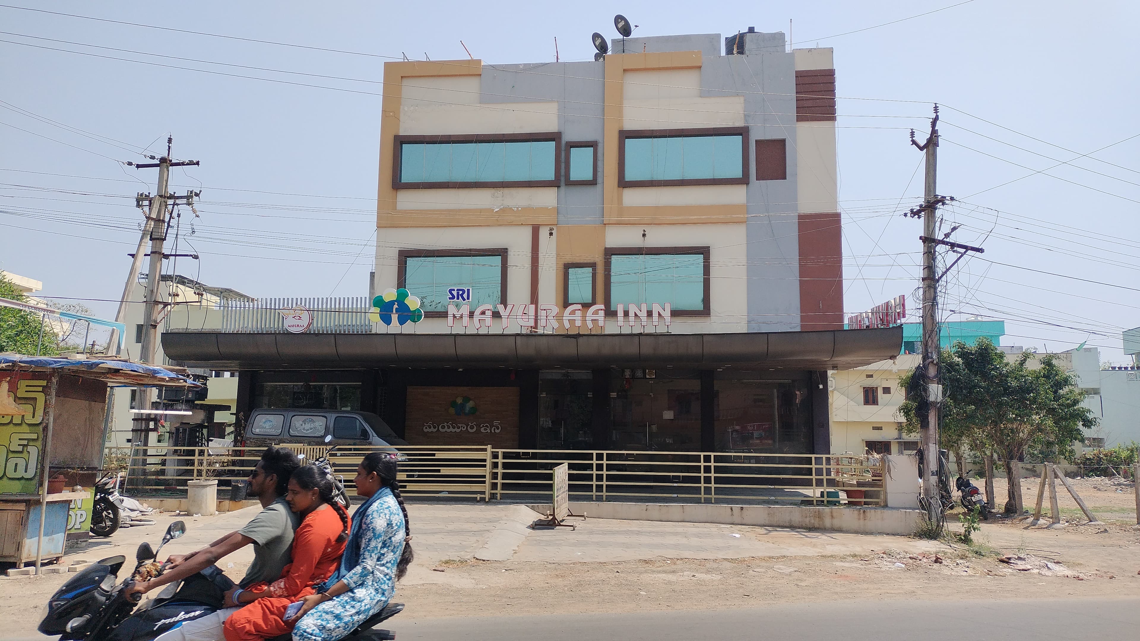 449.61 square yard Restaurant for sale in Srungavarapukota Srungavarapukota — photo 1