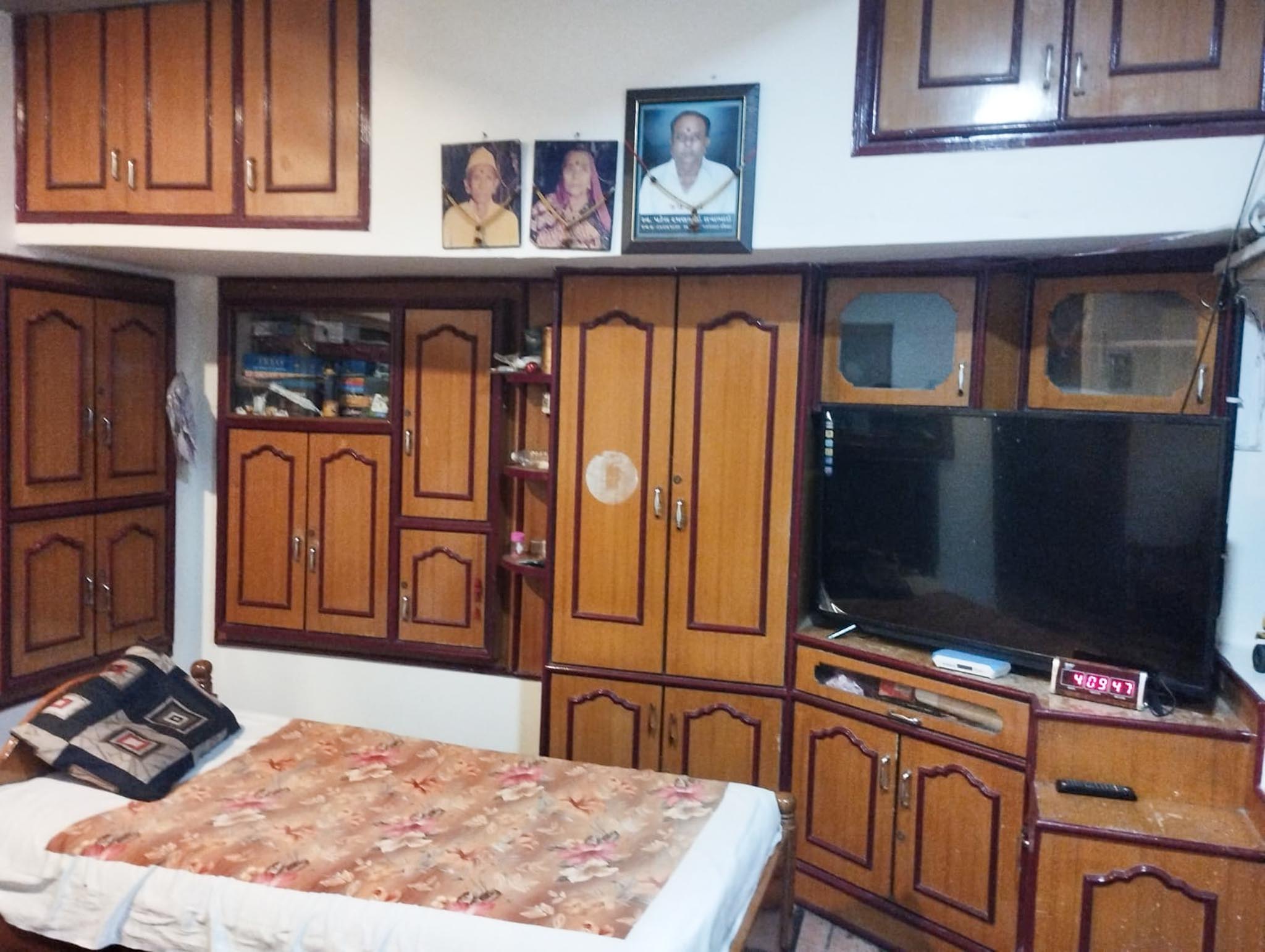 259.82 square meter Individual House for sale in LUNAWADA Dahod — photo 23