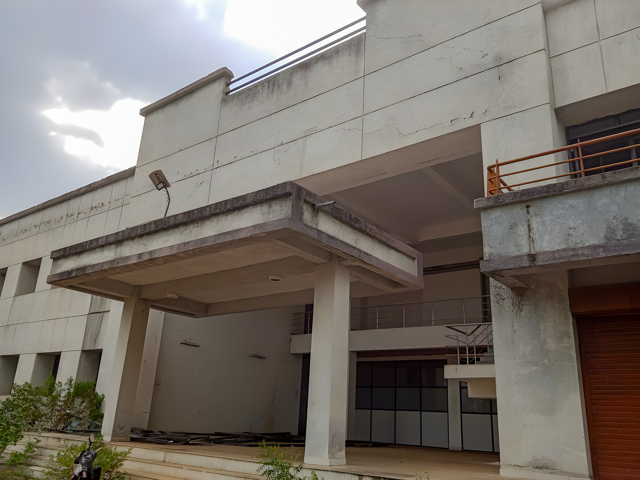 Industrial Plot with Factory Building for sale in Village Hiwarasena Pandhurna Industrial Area — photo 13