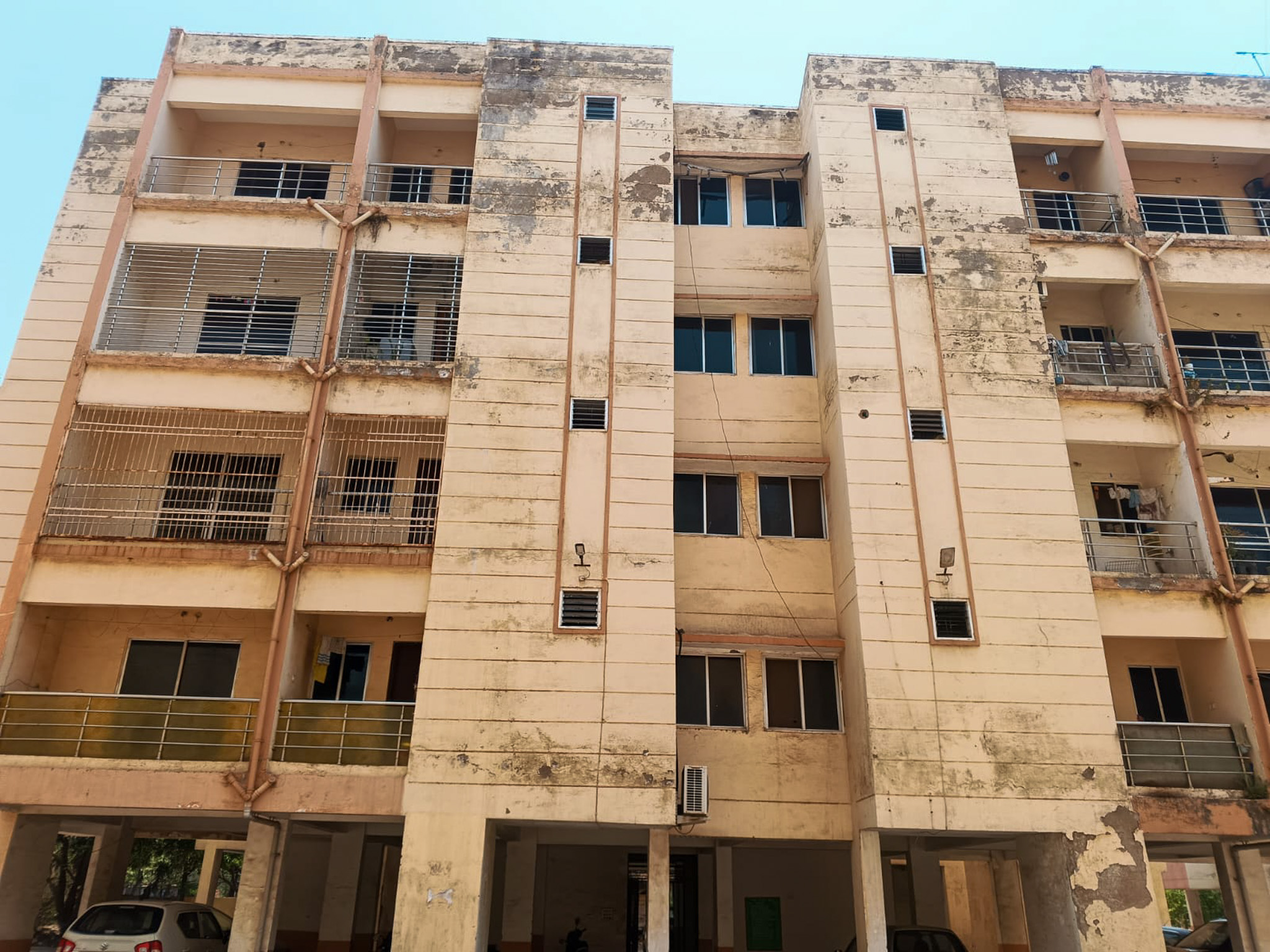 3 BHK Flat for sale in HIG FLATS HOUSING  BOARD PIRDA  RAIPUR, RAIPUR Raipur — photo 3