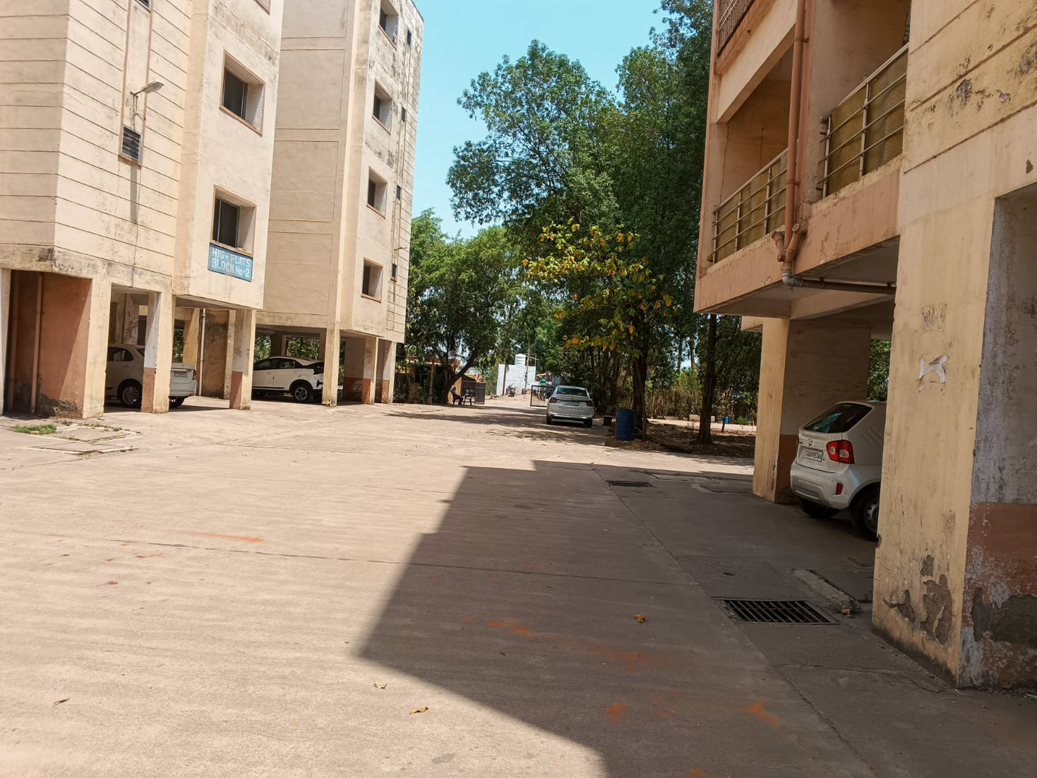 3 BHK Flat for sale in HIG FLATS HOUSING  BOARD PIRDA  RAIPUR, RAIPUR Raipur — photo 5