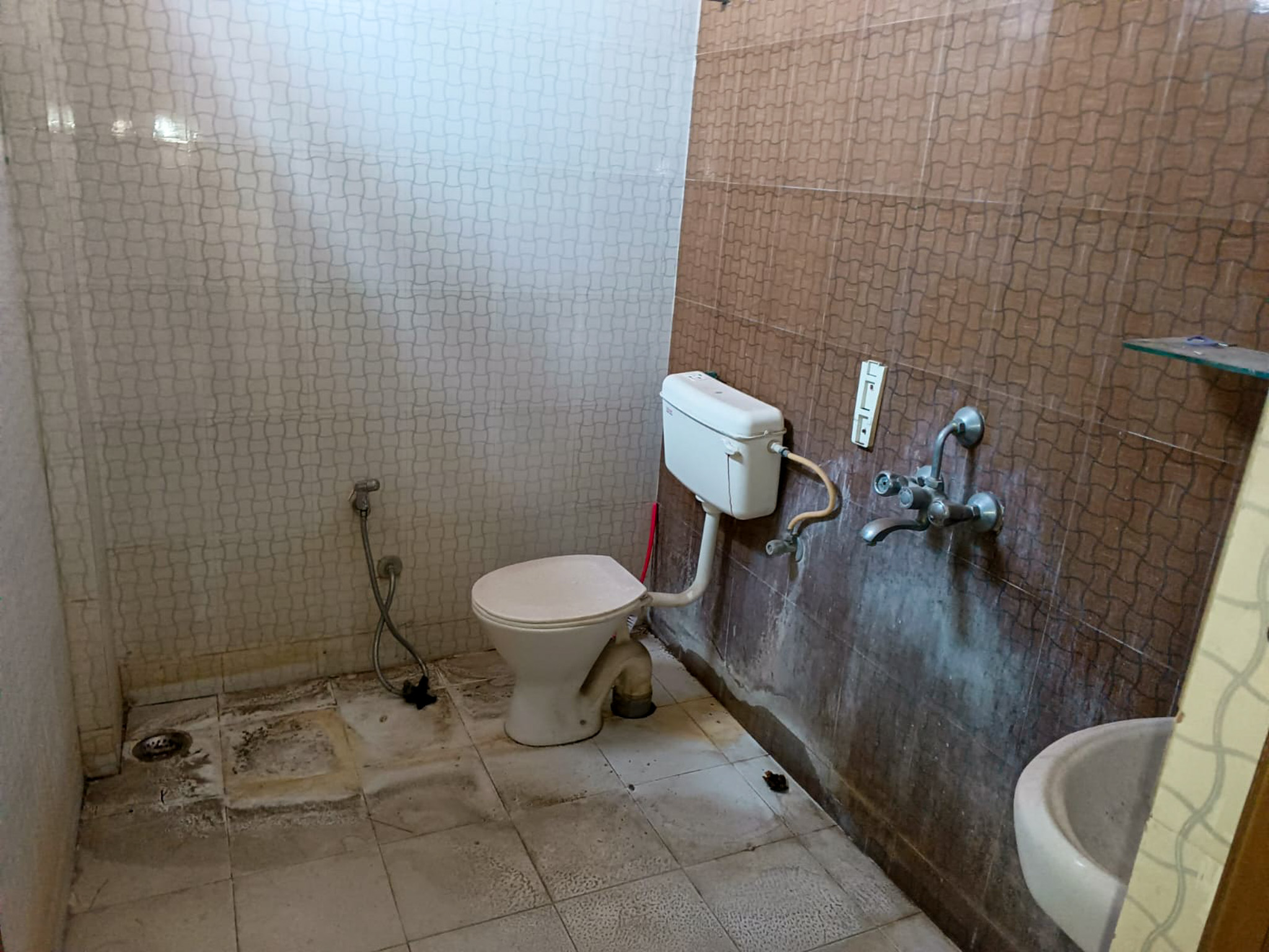 3 BHK Flat for sale in HIG FLATS HOUSING  BOARD PIRDA  RAIPUR, RAIPUR Raipur — photo 12