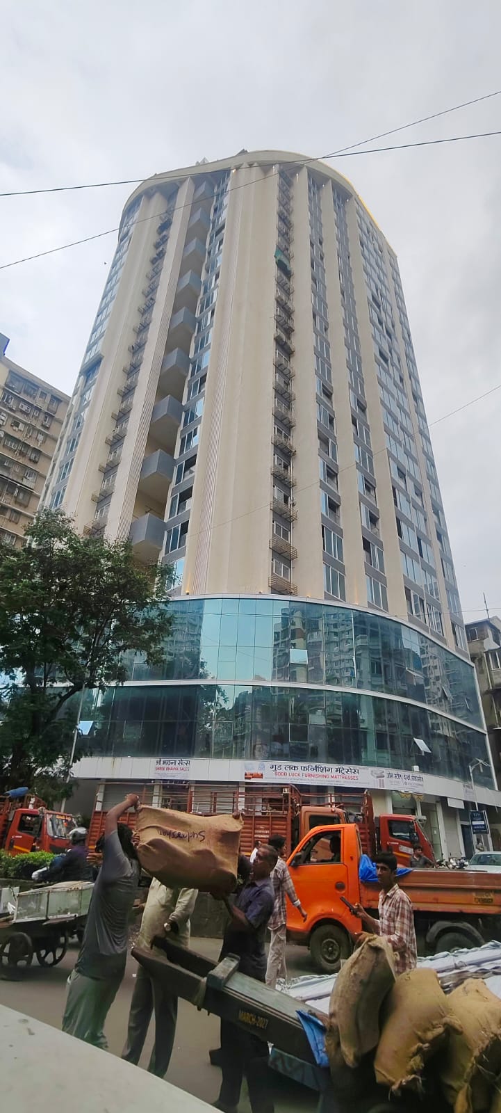 2 BHK Flat for sale in Promesa Castor, Flat at Girgaon Mumbai — photo 4