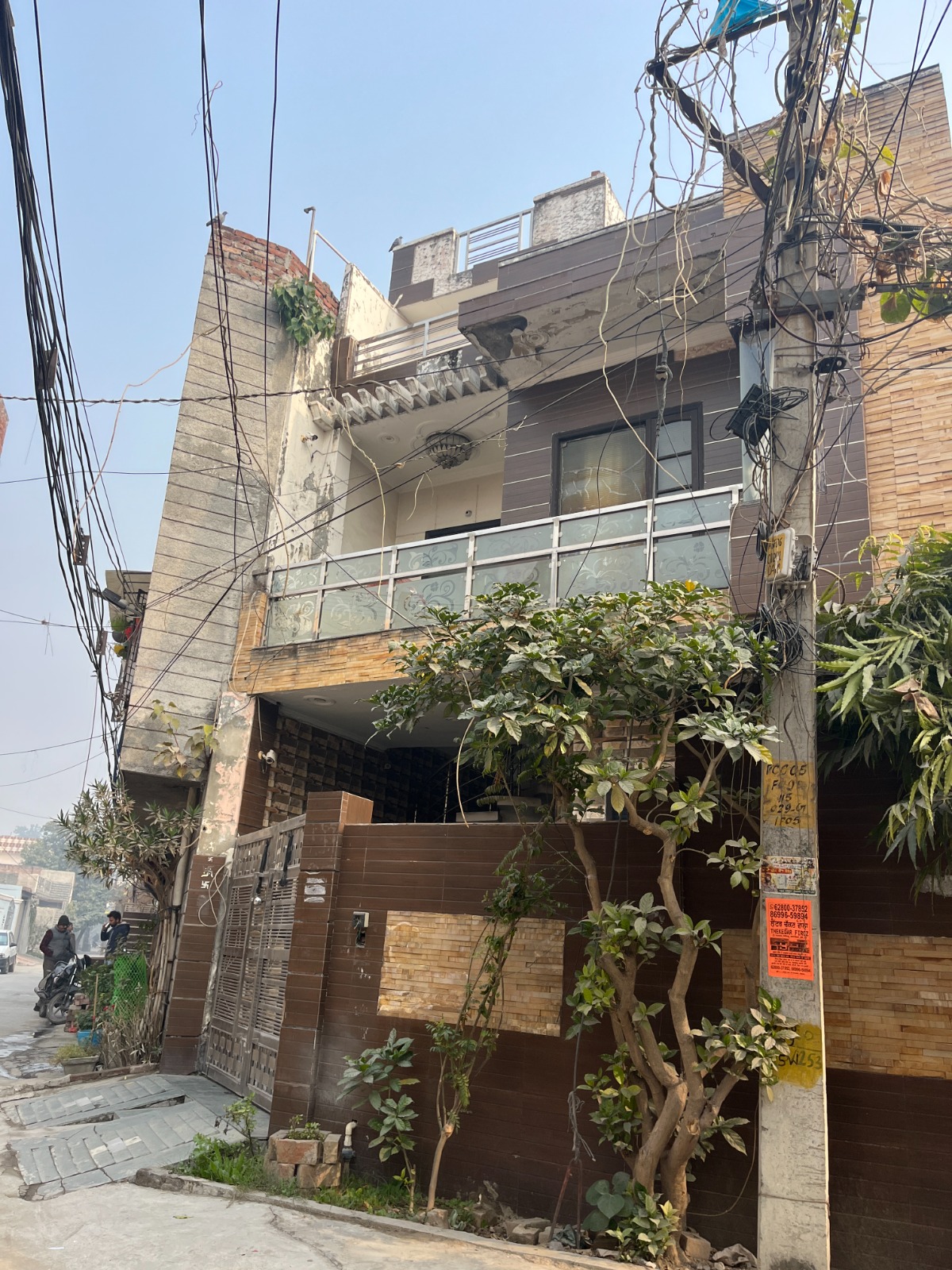 150 square yard Individual House for sale in Amritsar — photo 1