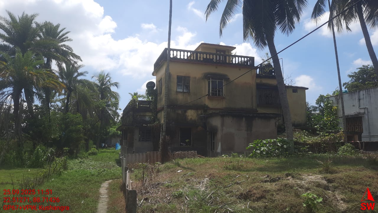 TWO STORIED RESIDENTIAL BUILDING WITH LAND for sale in NEAR B.D.O OFFICE MINAKHAN Minakhan — photo 1