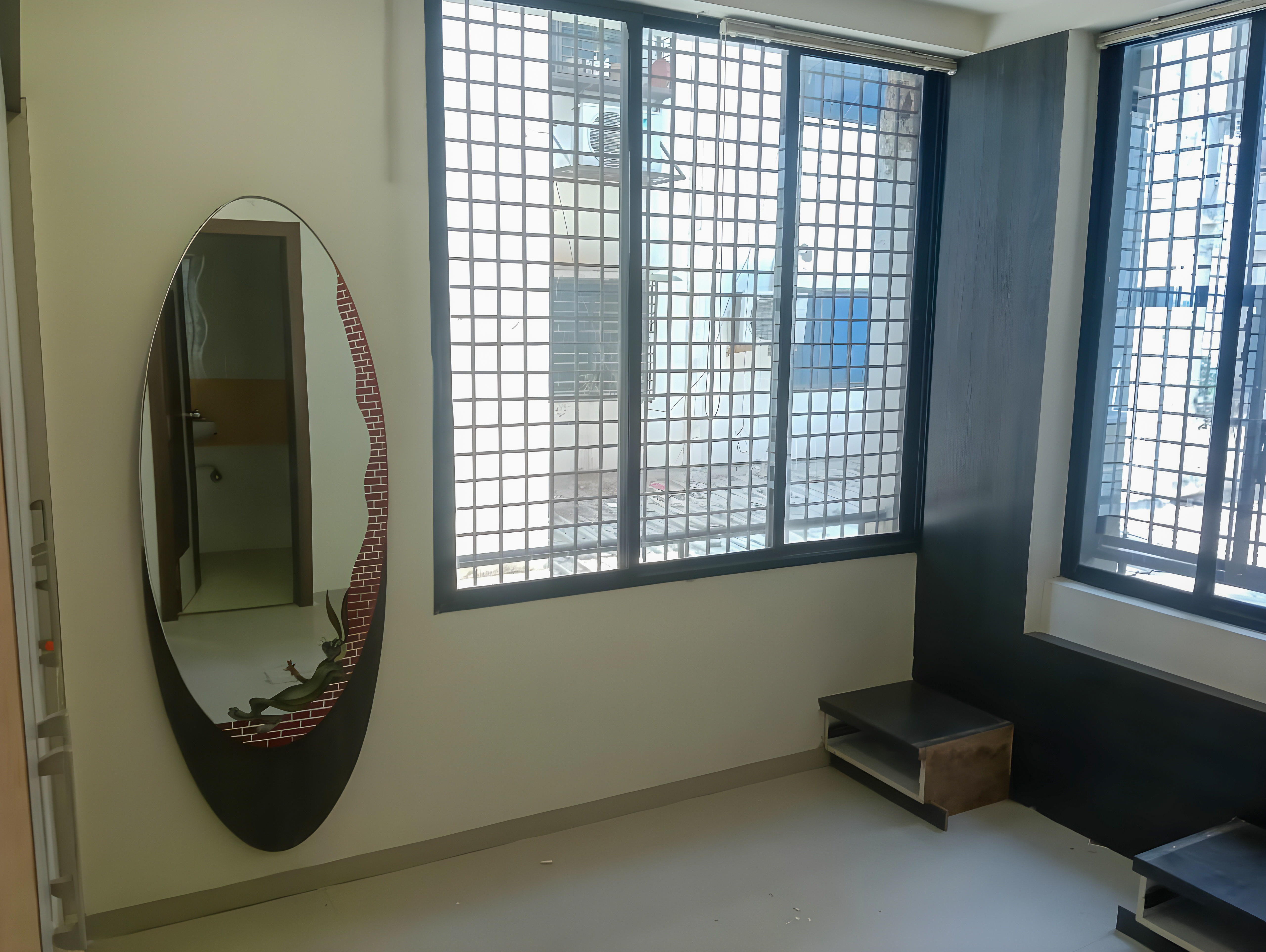 145.39 square meter Flat for sale in Bahubali circle manjalpur Vadodara — photo 4