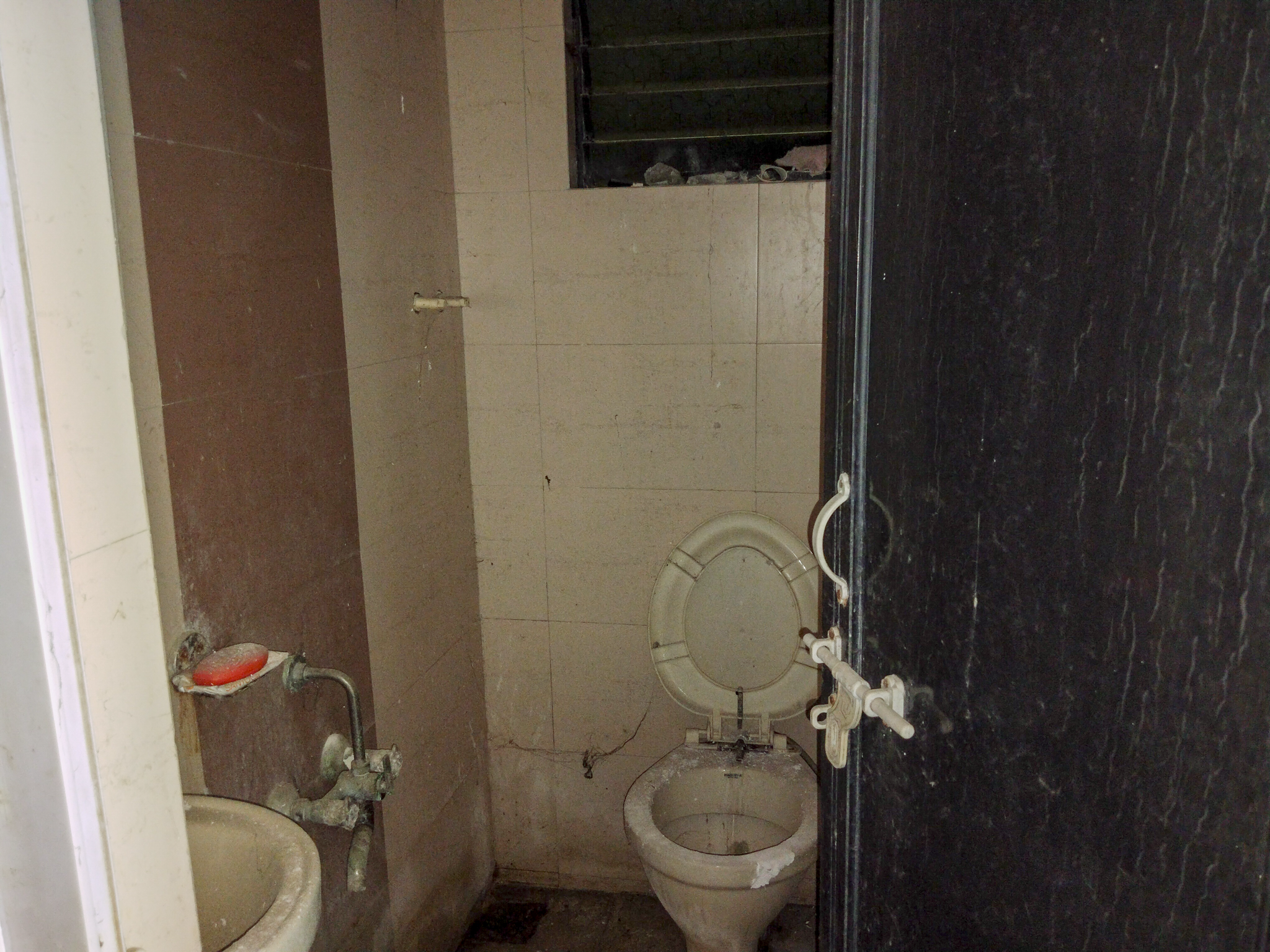 74.34 square meter Flat for sale in Vadodara — photo 12
