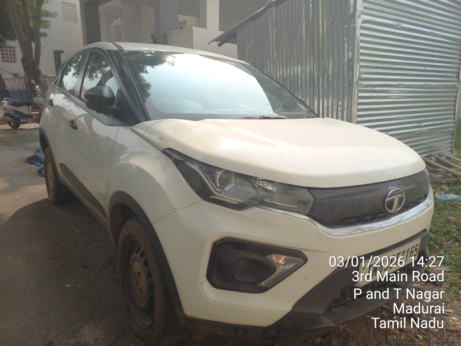 2024 Tata Nexon XE Petrol MT SUV 54000 km 2 years for sale in RECOVERY AGENT PARKING Madurai — photo 4