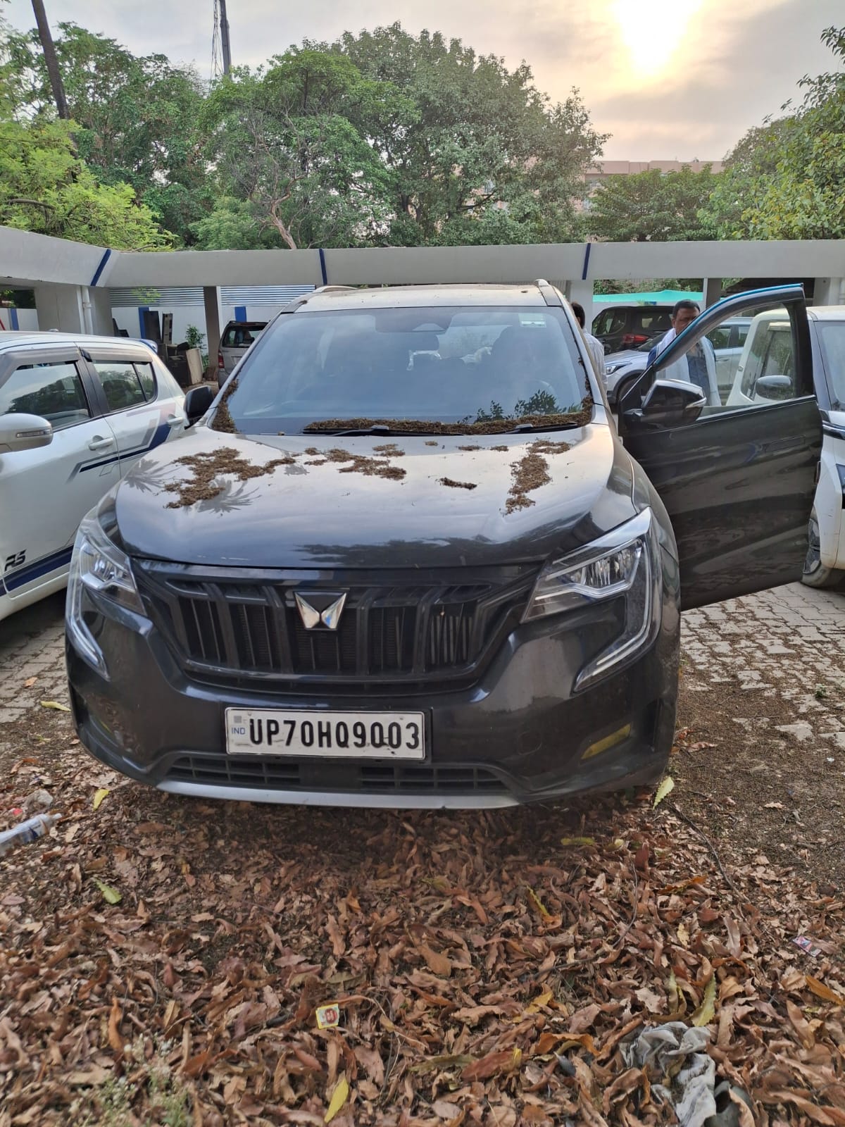 2025 Mahindra XUV700 AX7 SUV 17212 km 1 year for sale in SBI MAIN BRANCH PRAYAGRAJ, KUTCHERY ROAD, PRAYAGRAJ-211002 Prayagraj — photo 5