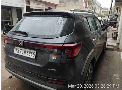2025 Honda Elevate ZX Petrol Automatic SUV 28117 km 1 year for sale in SECURE SOLUTIONS Zirakpur — photo 2