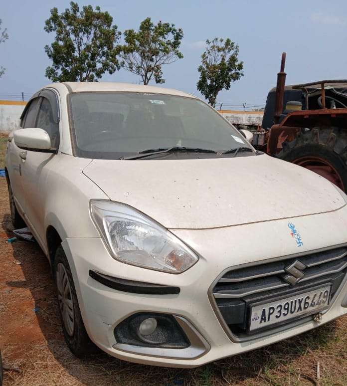 2024 Maruti Suzuki Dzire VXi Compact sedan 2 years for sale in SRIRAM AUTO MALL VIJAYAWADA Vijayawada — photo 2