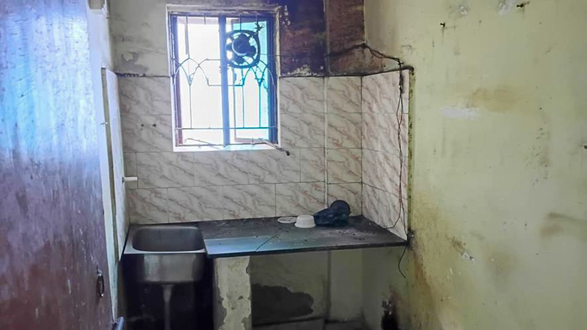 2 BHK Flat for sale in Rakhal Mukherjee Road PO & PS Sarsuna KMC Ward 126 near Sishu kalyan School Kolkata — photo 7
