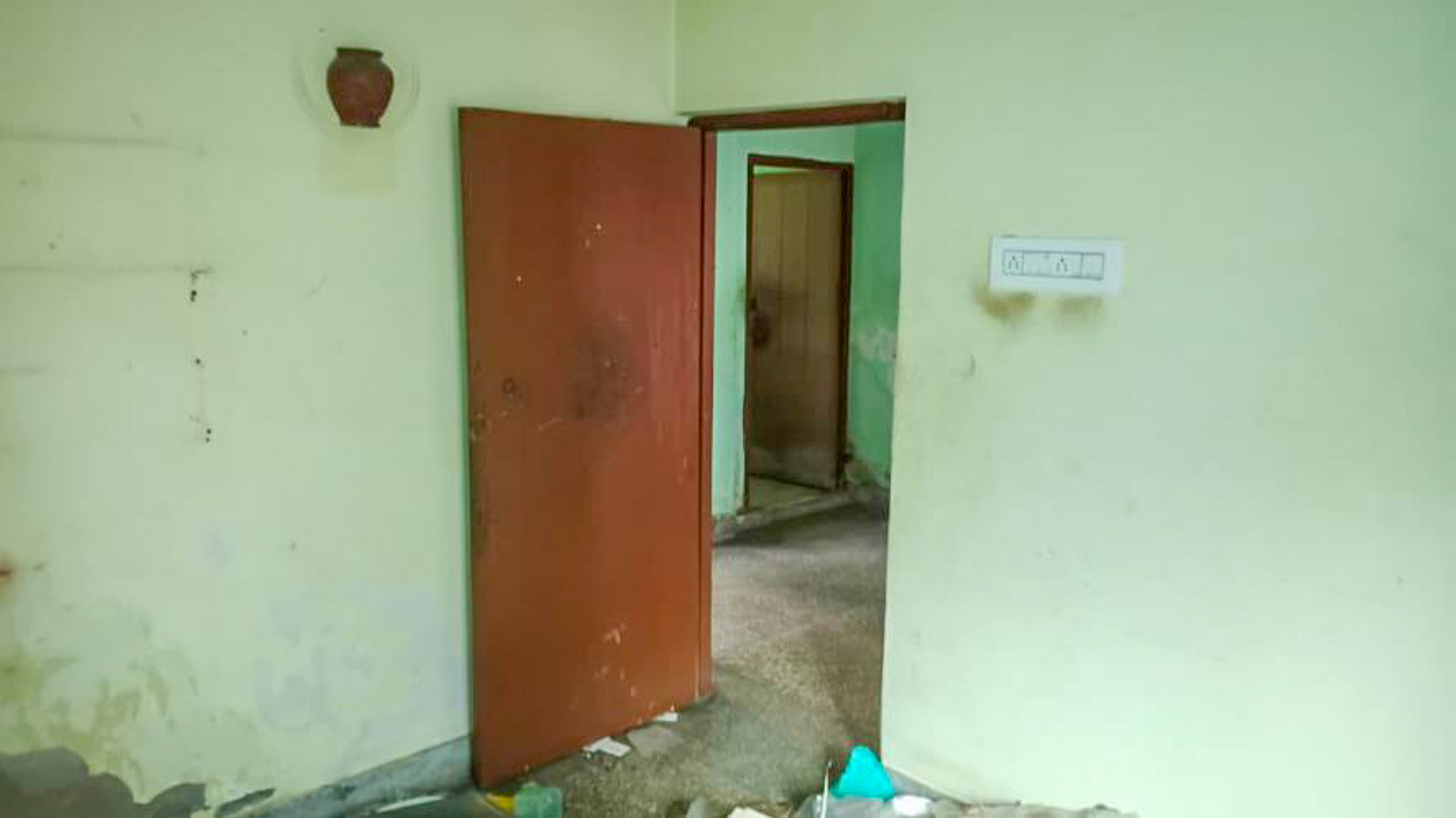 2 BHK Flat for sale in Rakhal Mukherjee Road PO & PS Sarsuna KMC Ward 126 near Sishu kalyan School Kolkata — photo 4