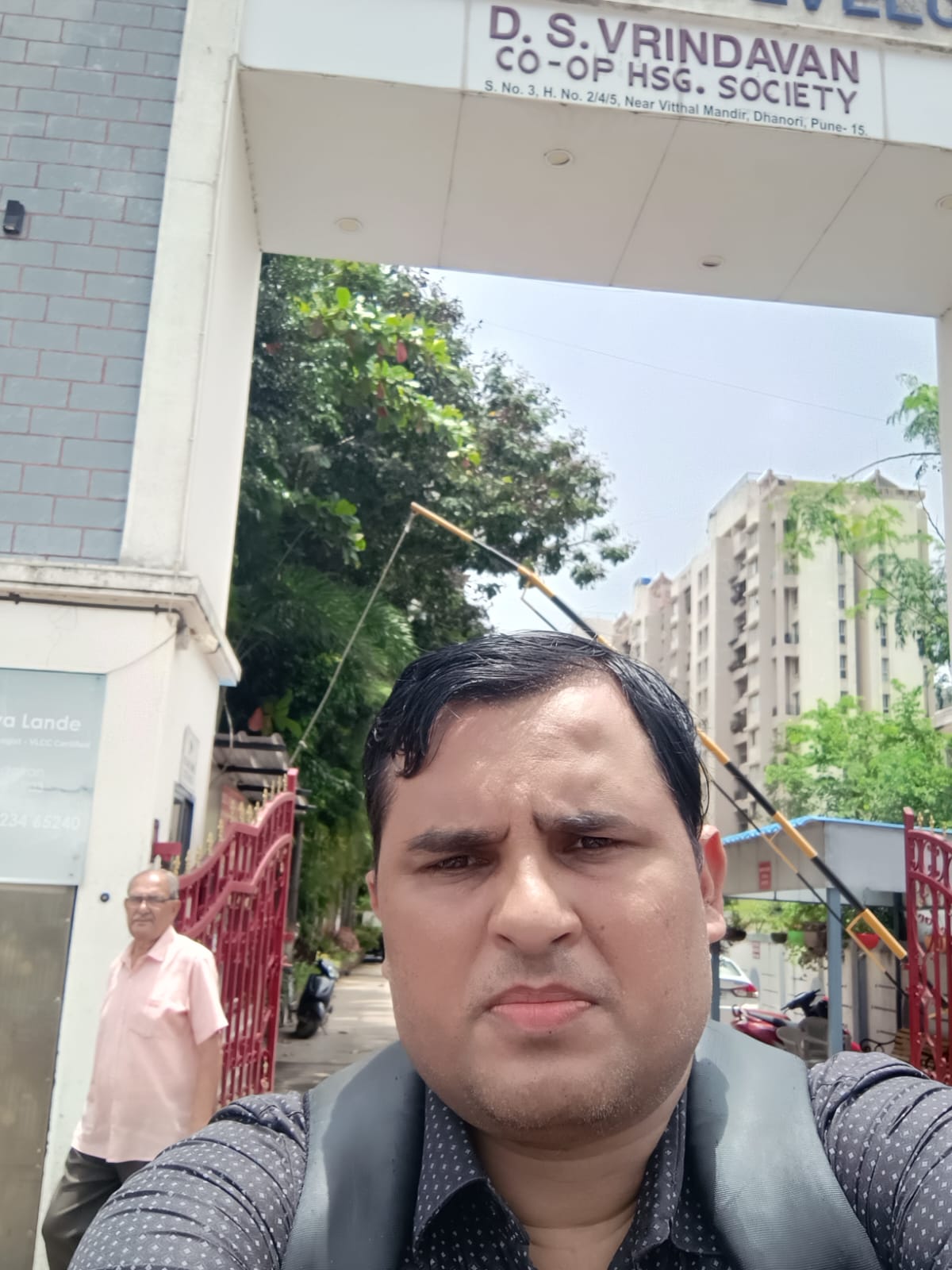 757 square feet Flat for sale in dhanori Pune — photo 1