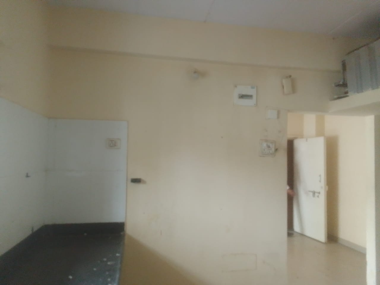 Flat for sale in Mumbai — photo 2