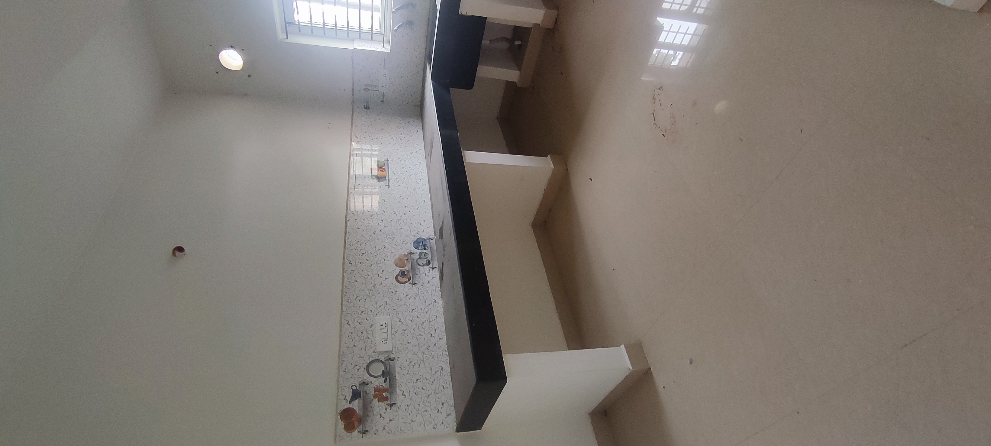 2 BHK Flat for sale in ORCHIDS, Singaperumal Koil Mahindra World City — photo 5