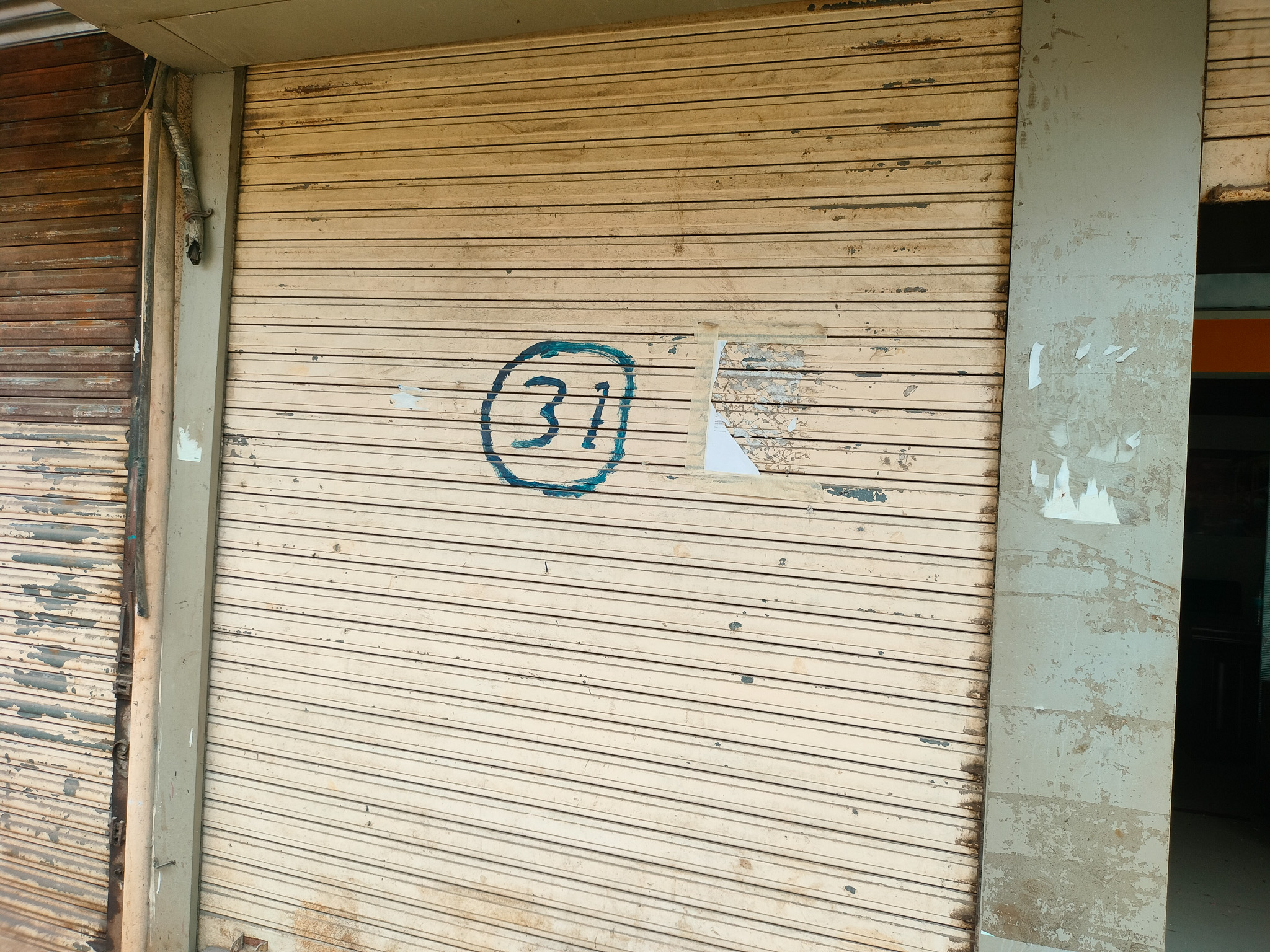 Shops for sale in Chowk — photo 24