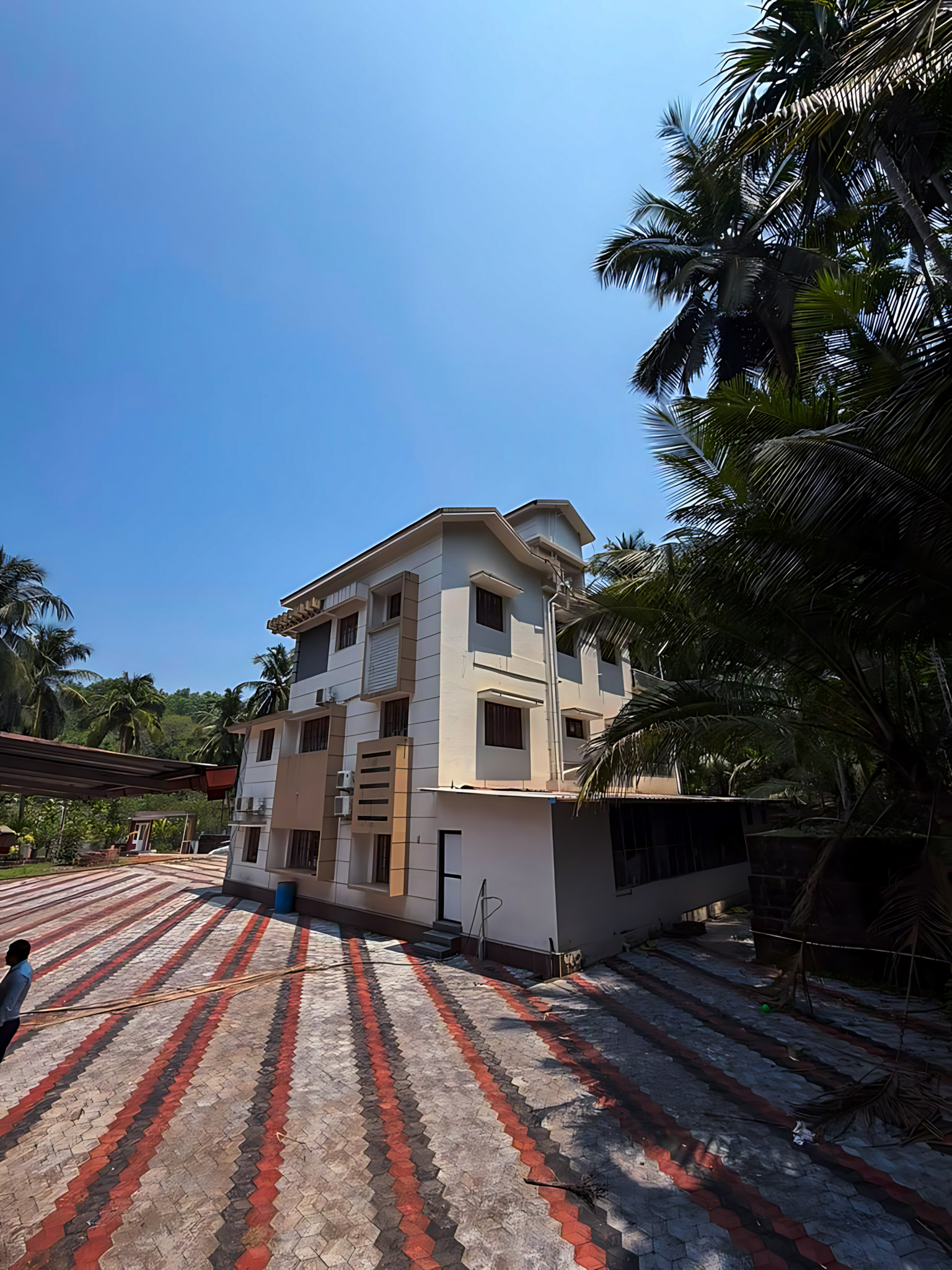8712 square feet Individual House for sale in Mangaluru — photo 4