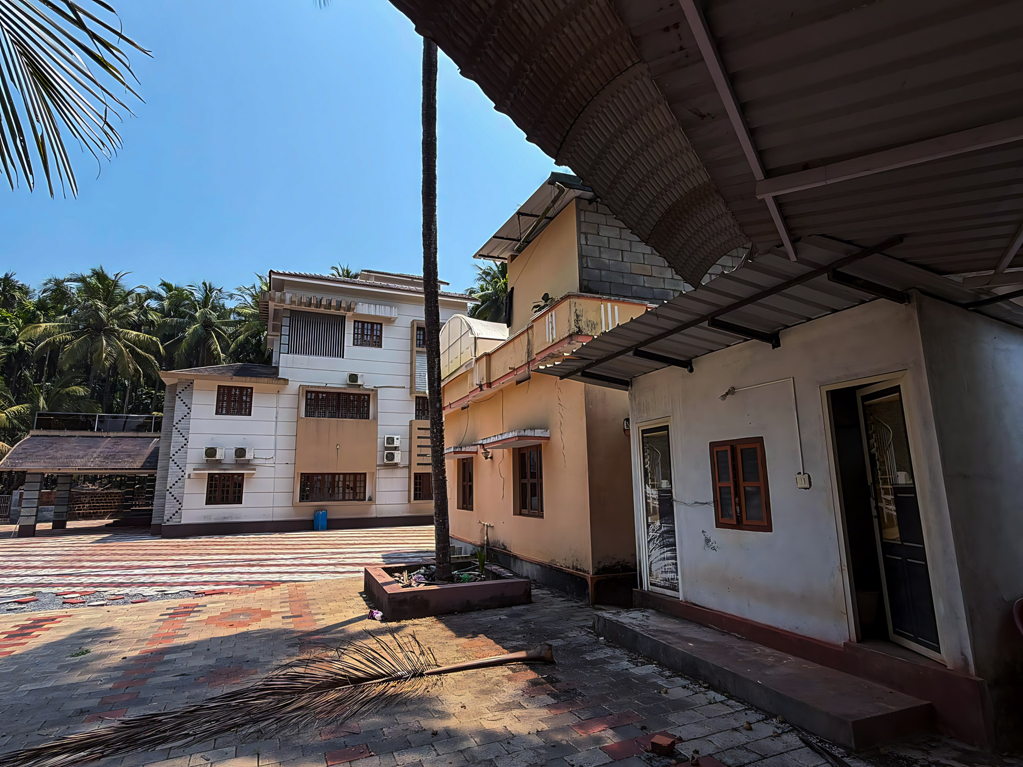 8712 square feet Individual House for sale in Mangaluru — photo 11