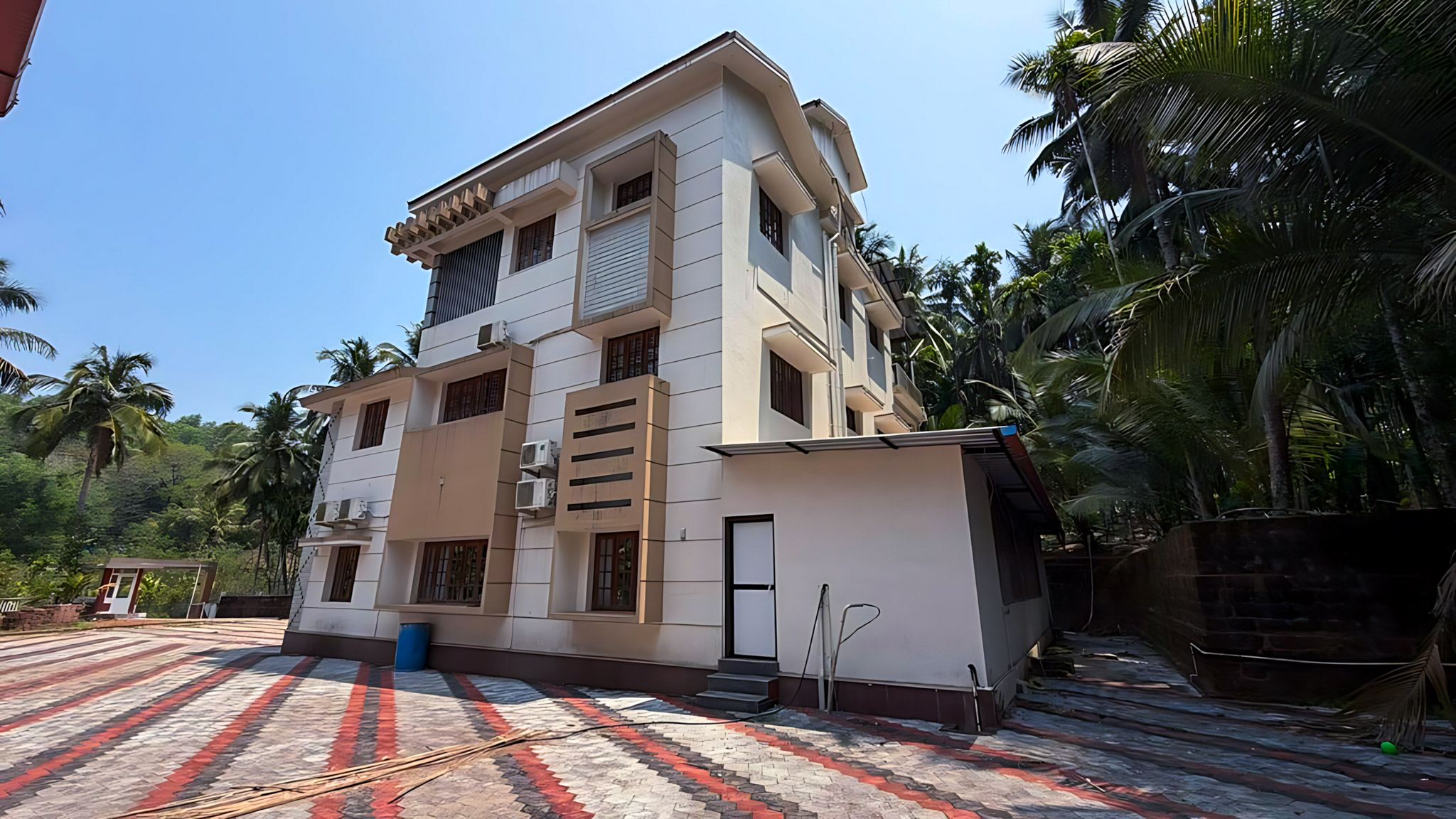 8712 square feet Individual House for sale in Mangaluru — photo 21