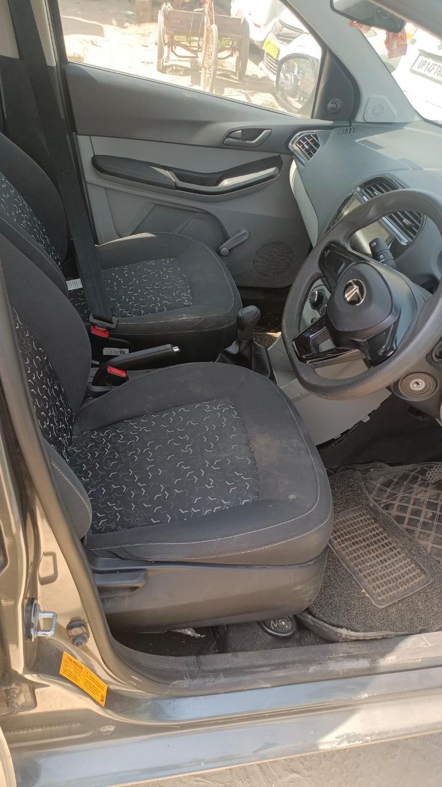 CAR TATA TIAGO XE 1.2RTN for sale in NE DELHI New Delhi — photo 3