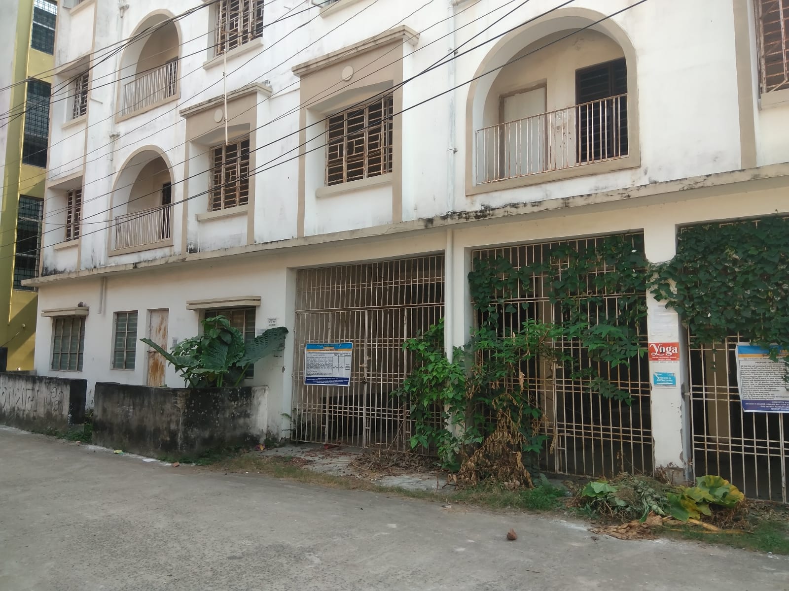 Flat for sale in Barasat — photo 1